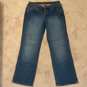 Aura Women's Straight Leg Blue Jeans - size 6
